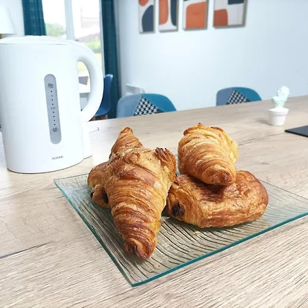 Appartement Le Carrelet De L'estuaire , Jolie Maison Entière à 9 Min De La Citadelle Saint-Seurin-de-Cursac