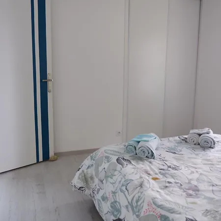 Appartement Le Carrelet De L'estuaire , Jolie Maison Entière à 9 Min De La Citadelle Saint-Seurin-de-Cursac